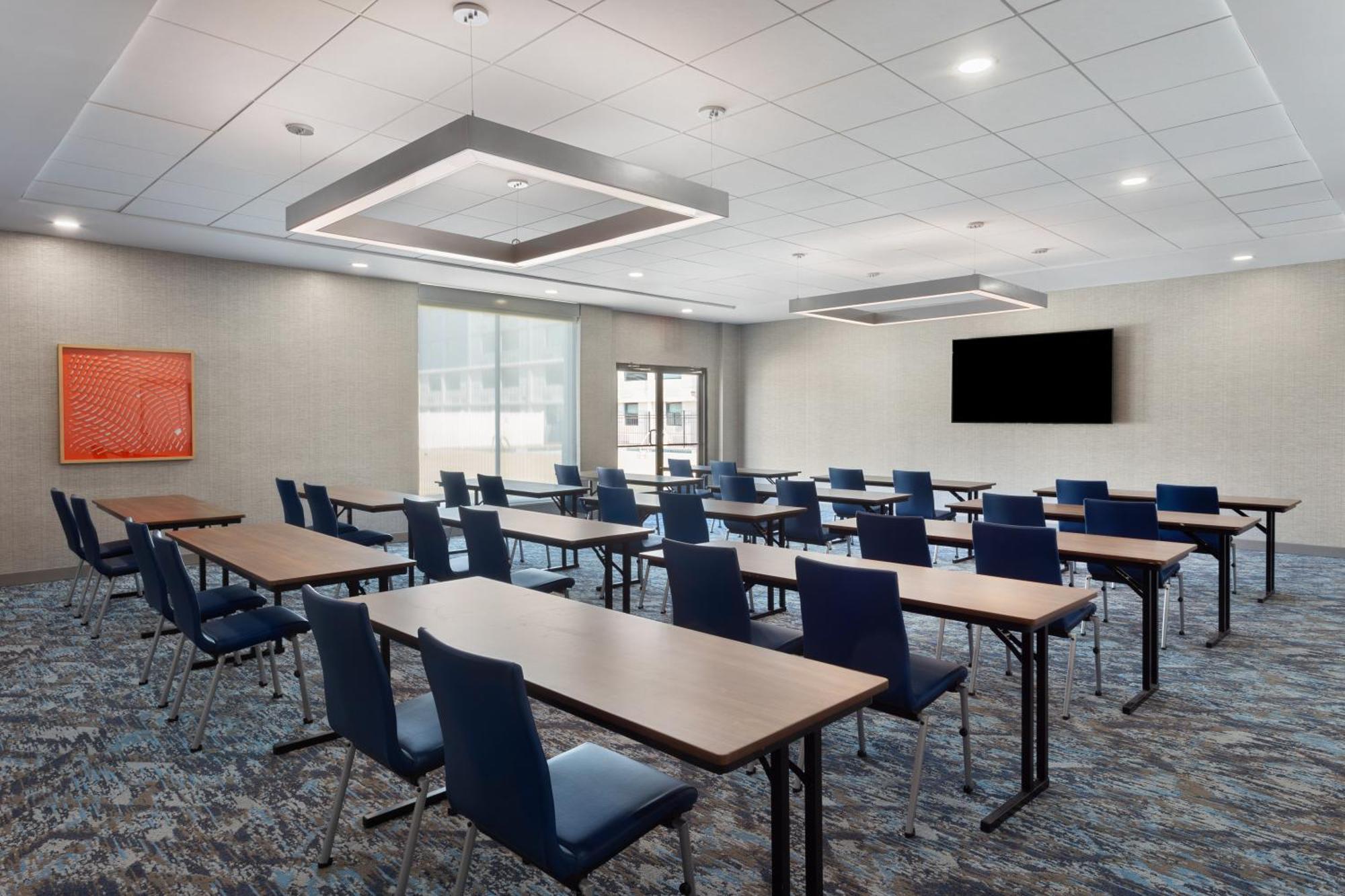 Holiday Inn Express Atlanta Airport - North, An Ihg Hotel Колледж Парк Экстерьер фото